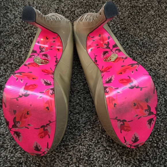 Betsy Johnson heels - Picture 2 of 5